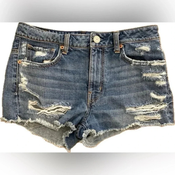 American Eagle Cotton Distressed Denim‎ Jeans Short Shorts 2” inseam Size 6 EUC - Picture 1 of 8